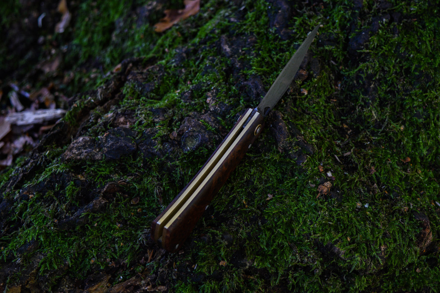 Hand-forged slipjoint folding knife / Pattern-welded Damascus blade / UK Legal / Antiqued Brass & Elm Burl Handle