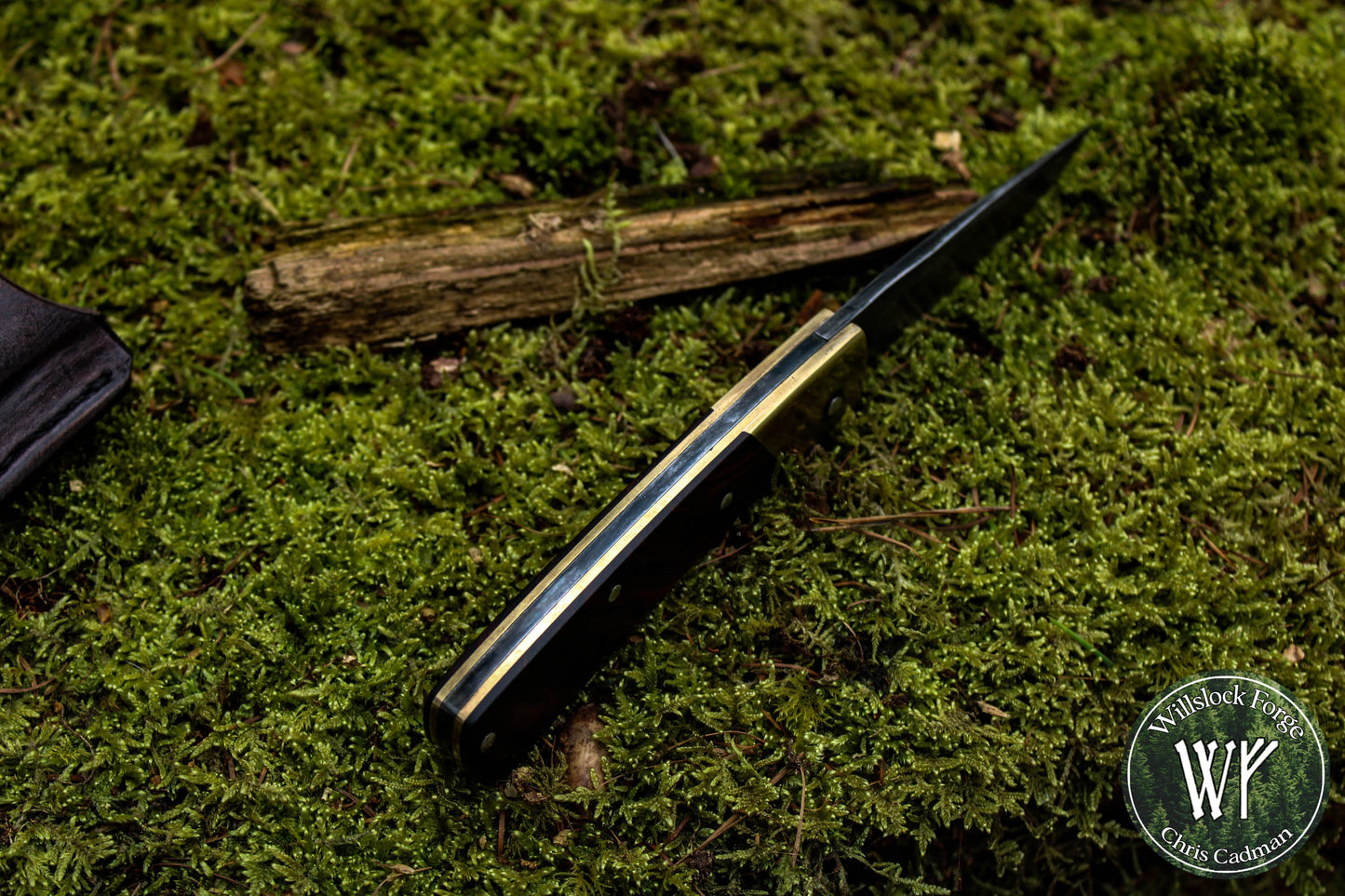 Hand-forged slipjoint folding knife / Pattern-welded Go-Mai Damascus blade / UK Legal / Antiqued Brass & Desert Ironwood Handle