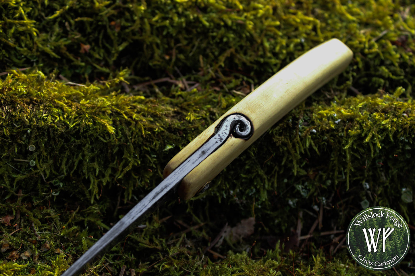 Hand-forged folding knife / Wrought Iron San Mai Viking Friction Folder / Boxwood handle / UK Legal