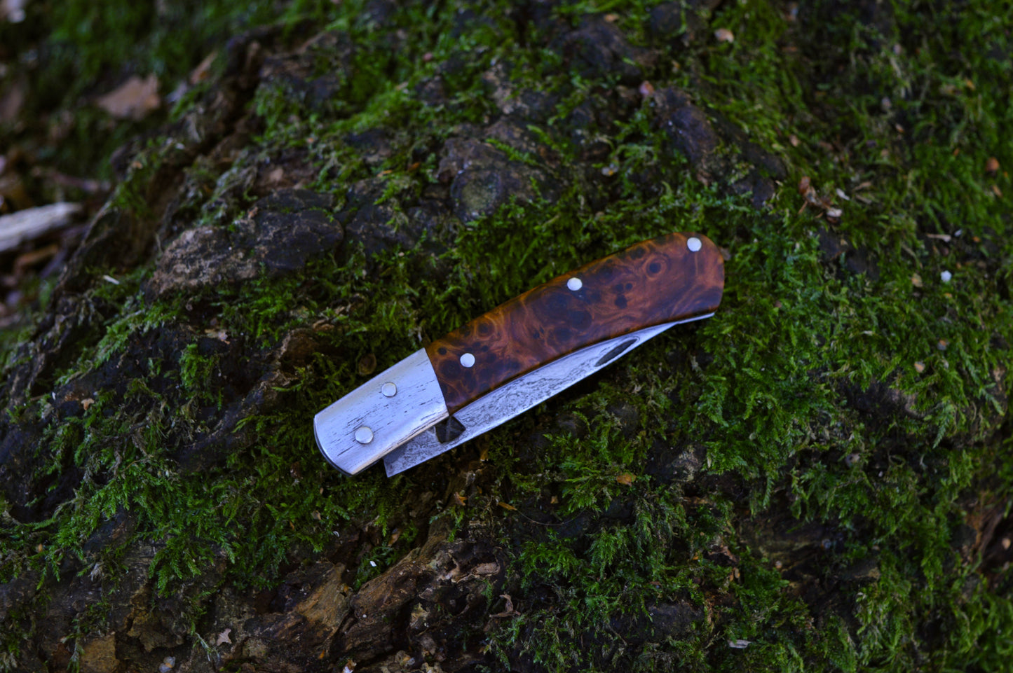 Hand-forged Go-Mai Damascus slipjoint / 1084, Damascus & Antique Wrought Iron Blade with Quilted Maple Burl Scales Ash Scales