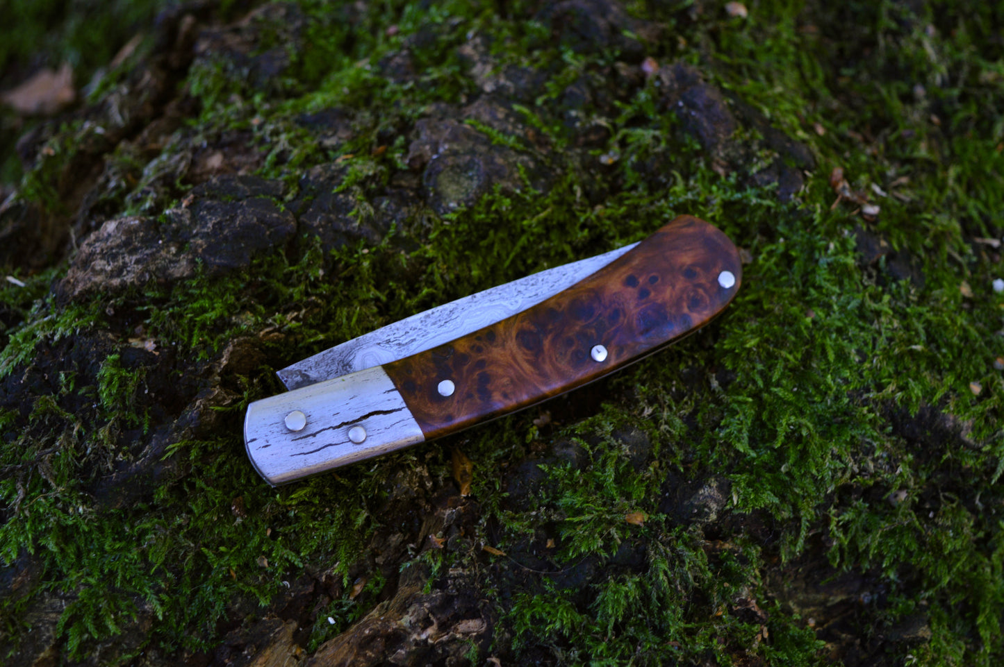 Hand-forged Go-Mai Damascus slipjoint / 1084, Damascus & Antique Wrought Iron Blade with Quilted Maple Burl Scales Ash Scales