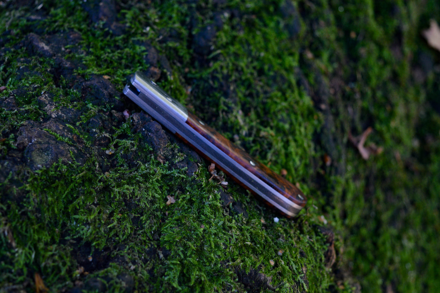 Hand-forged Go-Mai Damascus slipjoint / 1084, Damascus & Antique Wrought Iron Blade with Quilted Maple Burl Scales Ash Scales