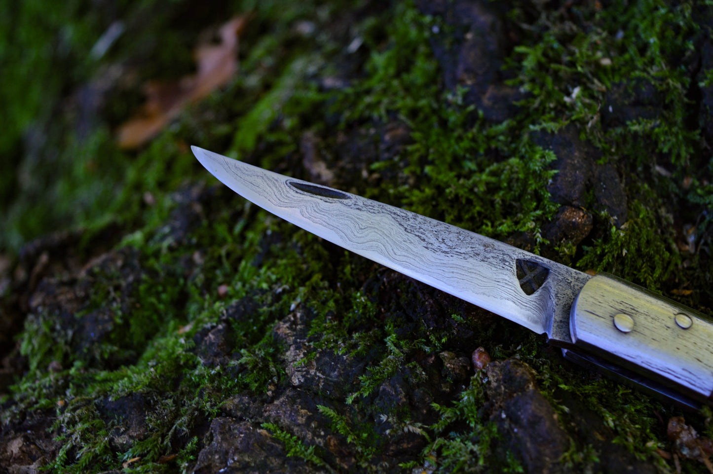 Hand-forged Go-Mai Damascus slipjoint / 1084, Damascus & Antique Wrought Iron Blade with Quilted Maple Burl Scales Ash Scales