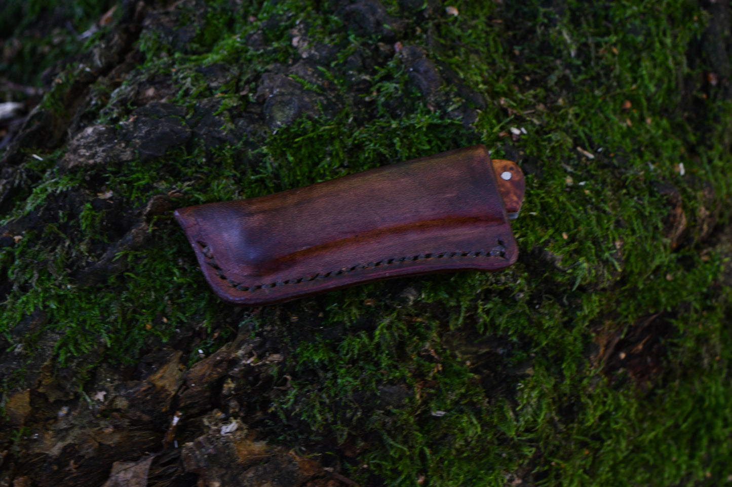 Hand-forged slipjoint folding knife / Pattern-welded Go-Mai Damascus Blade / Stainless Steel Liners & Bolsters / Amboyna Burl Scales