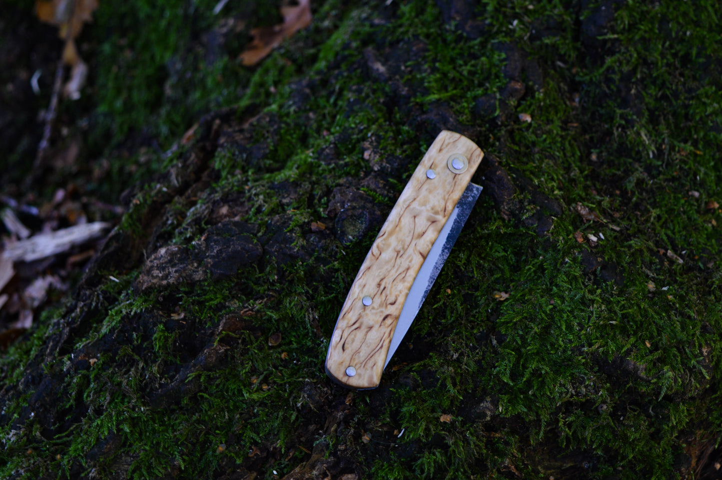 Hand-forged Folding Knife / Carbon Steel Blade/ Titanium Liners with Masur Birch Scales / Heavy duty slipjoint / Non-locking UK Legal Carry