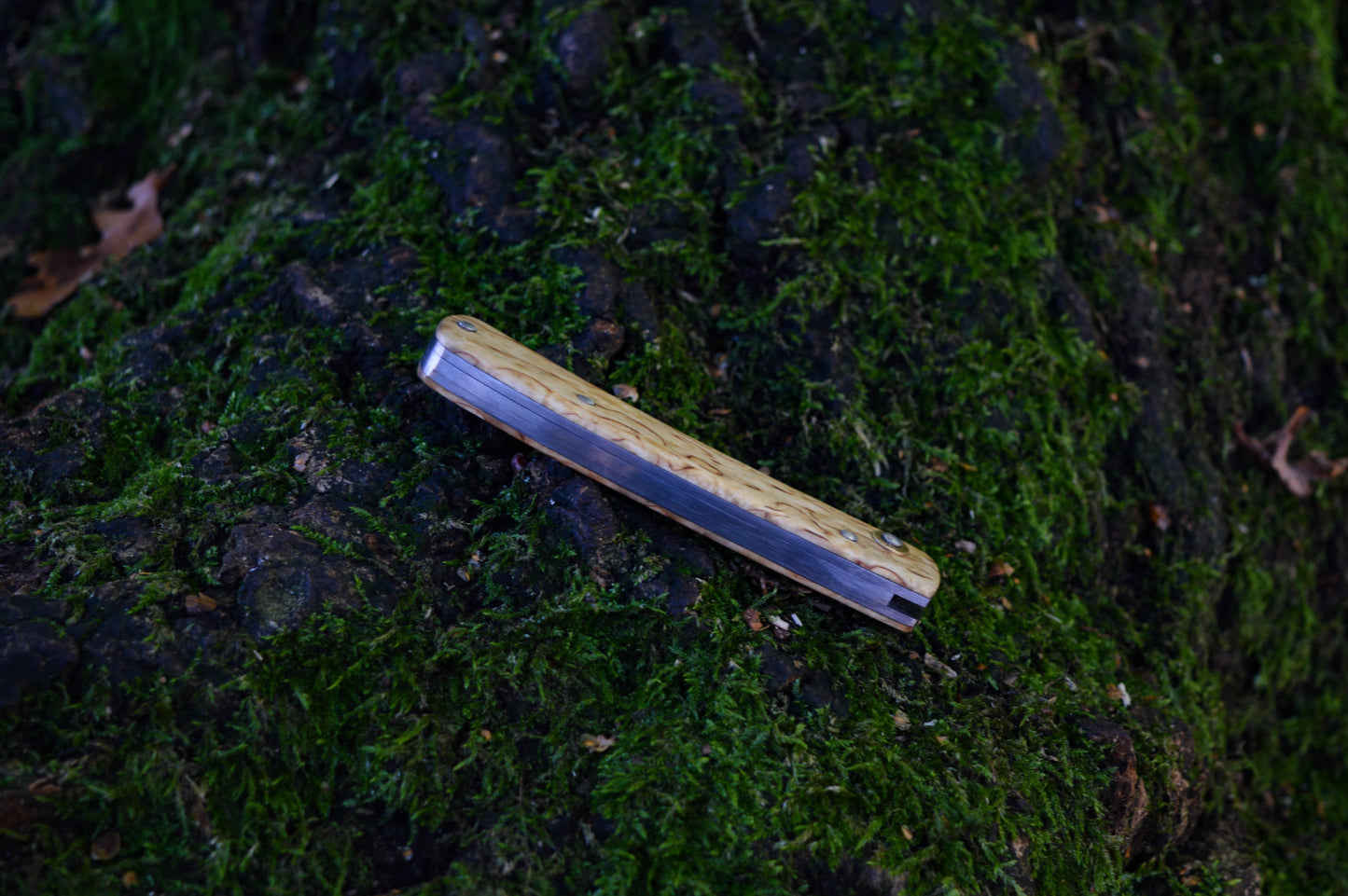 Hand-forged Folding Knife / Carbon Steel Blade/ Titanium Liners with Masur Birch Scales / Heavy duty slipjoint / Non-locking UK Legal Carry