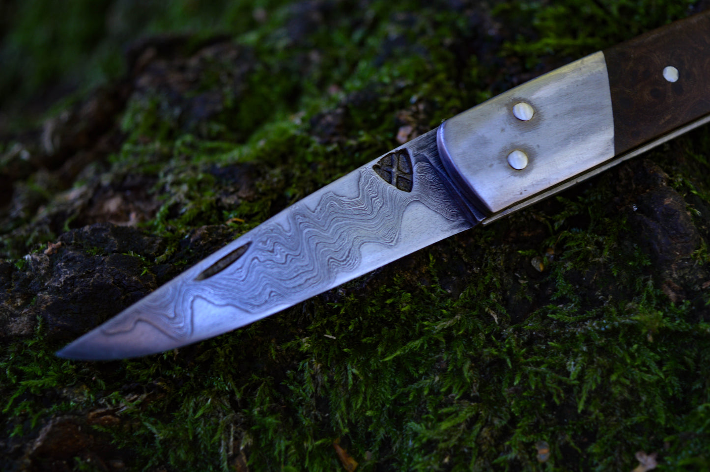 Hand-forged Folding Knife / Pattern-welded blade / Wrought Iron bolsters & Bocote Scales / Heavy duty slipjoint / Non-locking UK Legal Carry