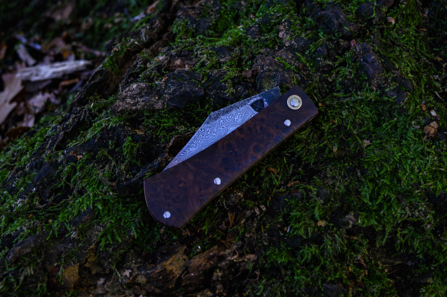 Hand-forged slipjoint folding knife / Pattern-welded Damascus blade / UK Legal / Antiqued Brass & Elm Burl Handle