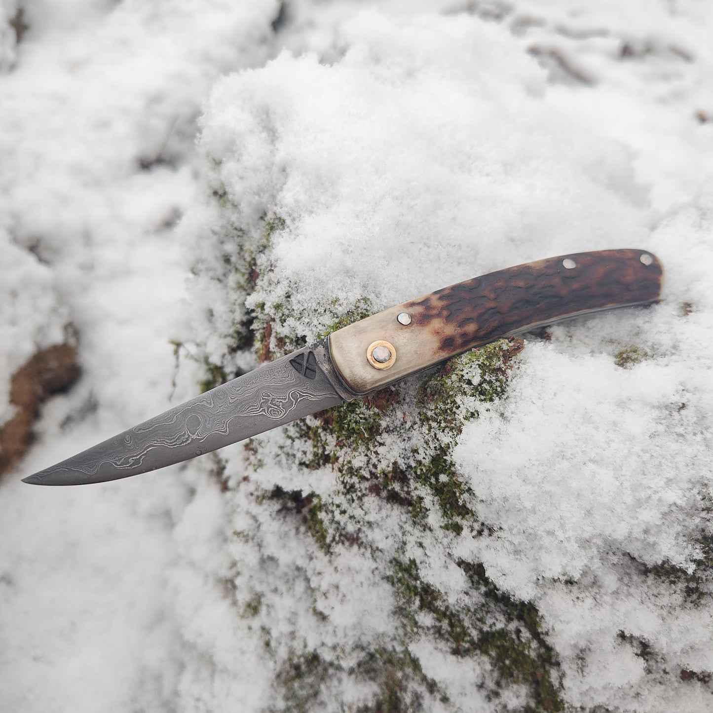Hand-Forged San Mai Damascus Slipjoint with Bog Oak & Stag Antler Scales / UK Legal Carry