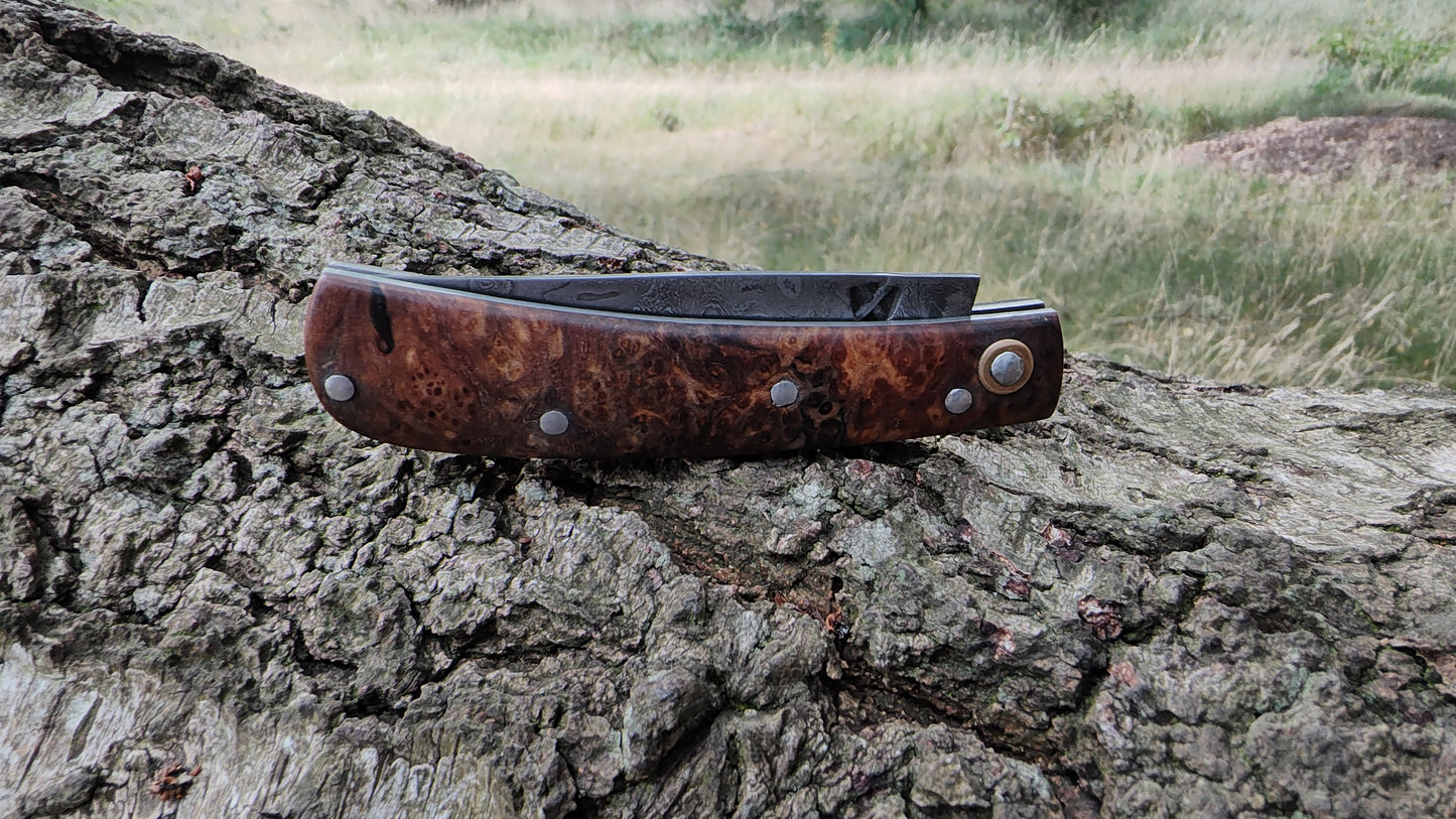 Hand-forged Folding Knife / Pattern-welded blade / Ash Burl Scales / Non-locking UK Legal Carry