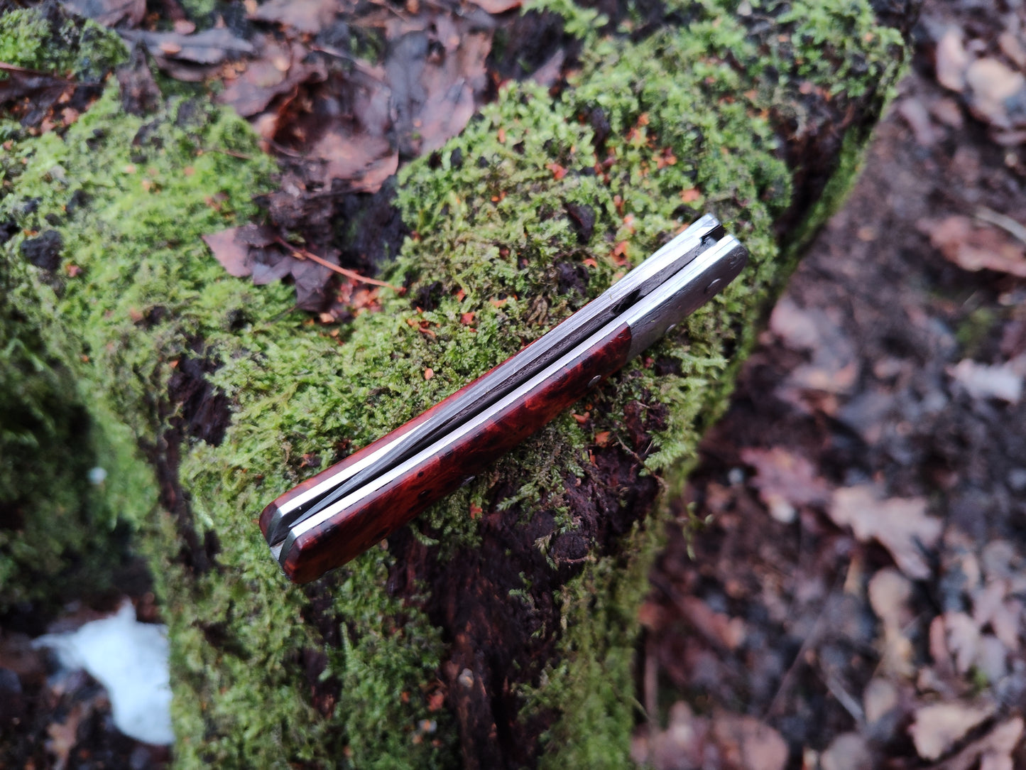 Hand-forged Go-Mai Damascus slipjoint / 1084, Damascus & Antique Wrought Iron Blade with Yew Burl Scales