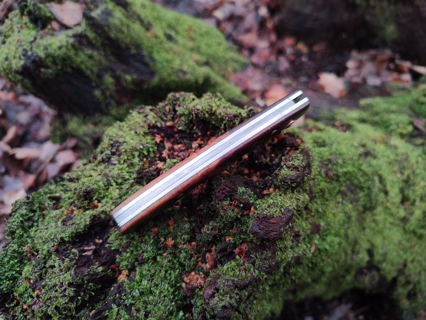 Hand-forged Slipjoint / Raindrop Copper Damascus Blade / Stainless Steel Liners, Bog Yew bolsters & Oak Burl Scales / UK Legal Pocket Knife