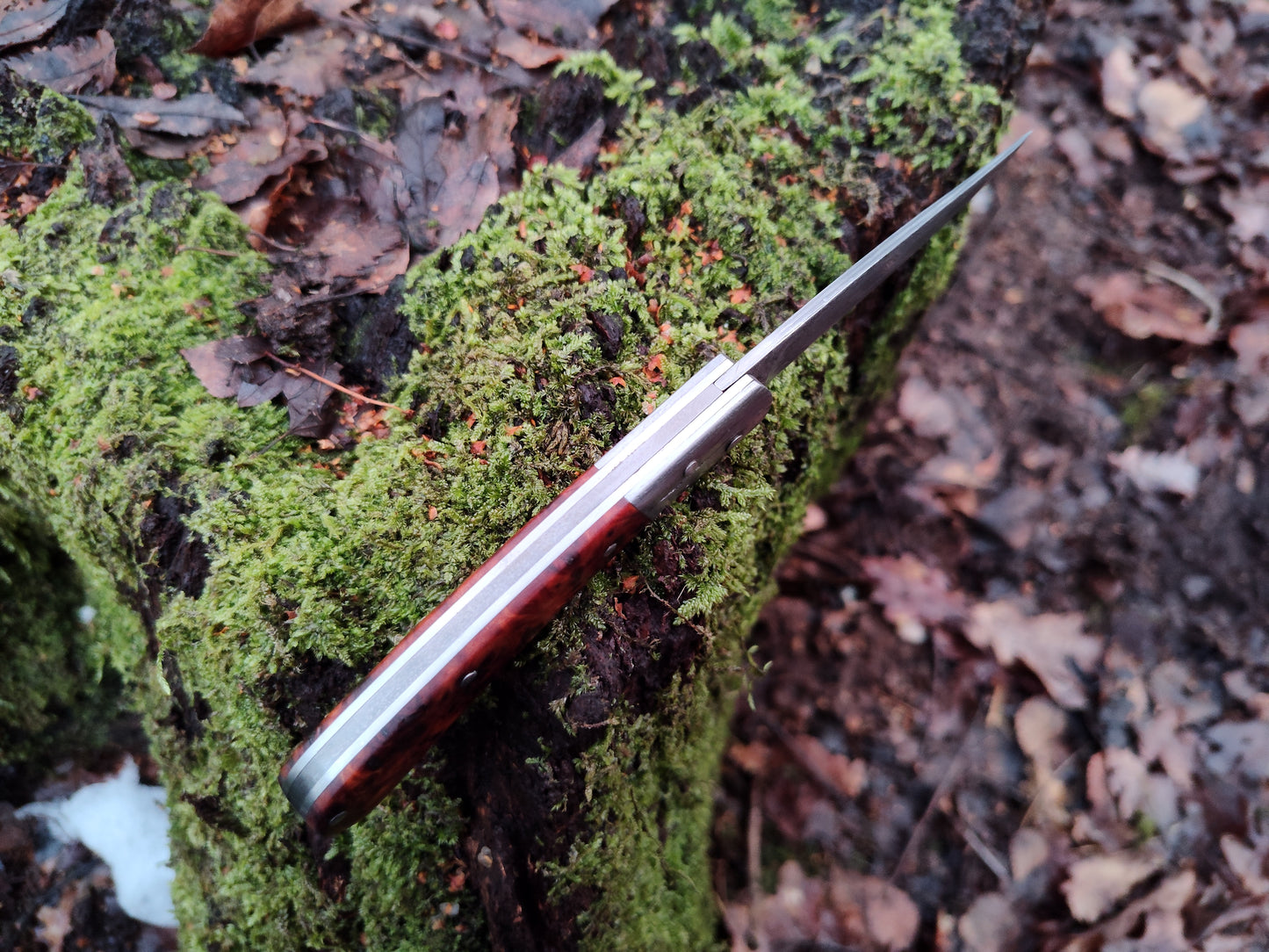 Hand-forged Go-Mai Damascus slipjoint / 1084, Damascus & Antique Wrought Iron Blade with Yew Burl Scales