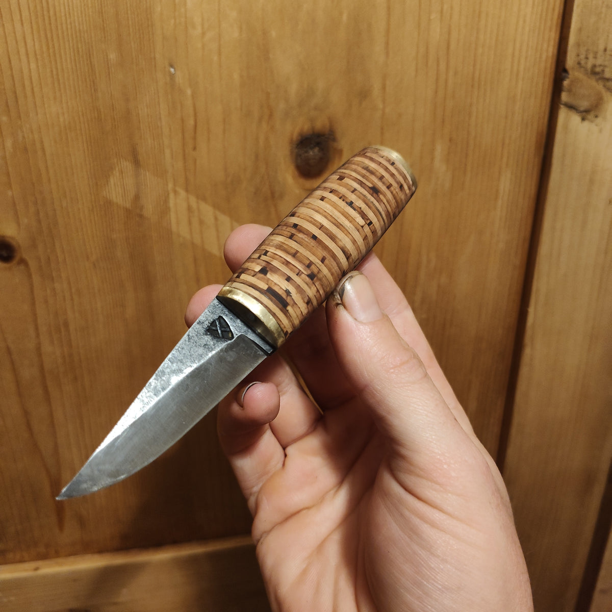 [RESERVED FOR LAURA] Hand-forged Friction Folder  / 80Crv2 Carbon Steel blade / Stacked Birch Bark Handle / UK Legal Carry